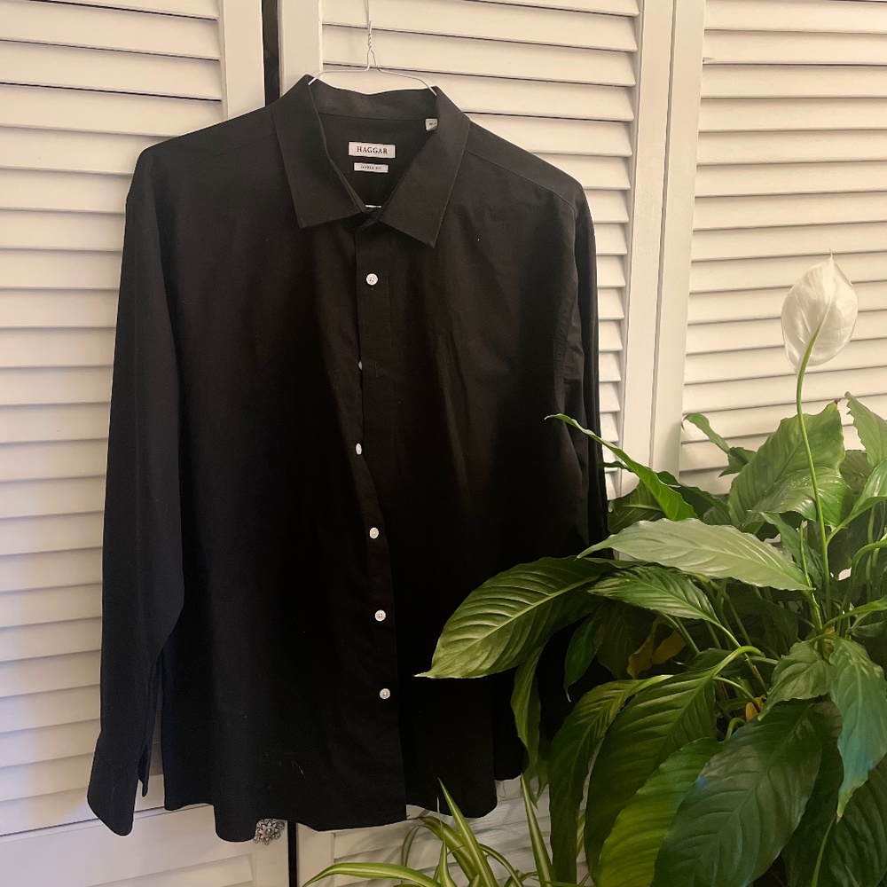 Haggar Black button down shirt